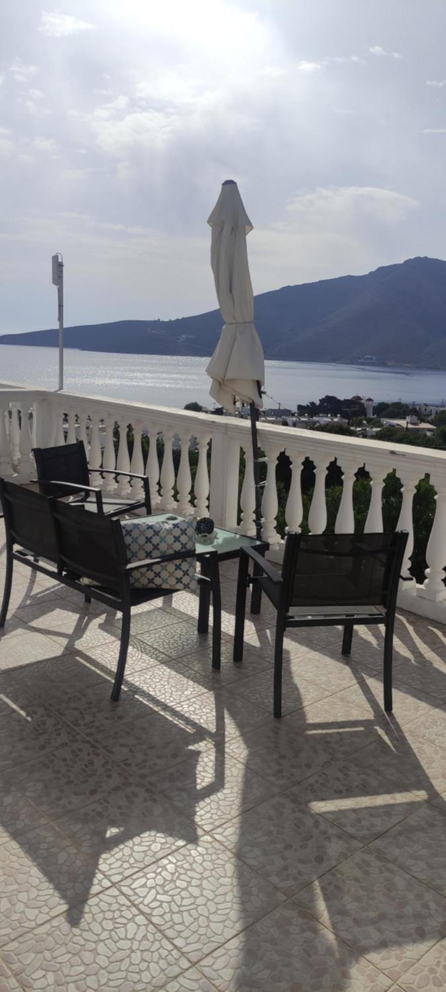 Nikos Studios Livadia  Rom bilde